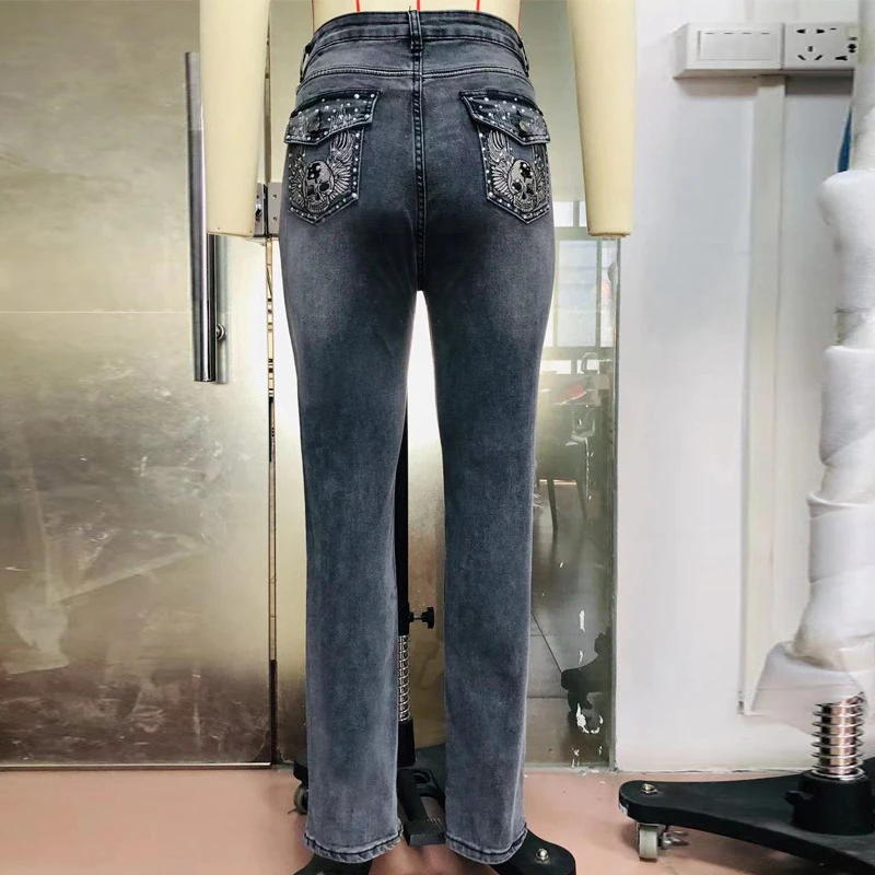 Women's Skull Patterned High Waist Jeans Women's Skull Patterned High Waist Jeans