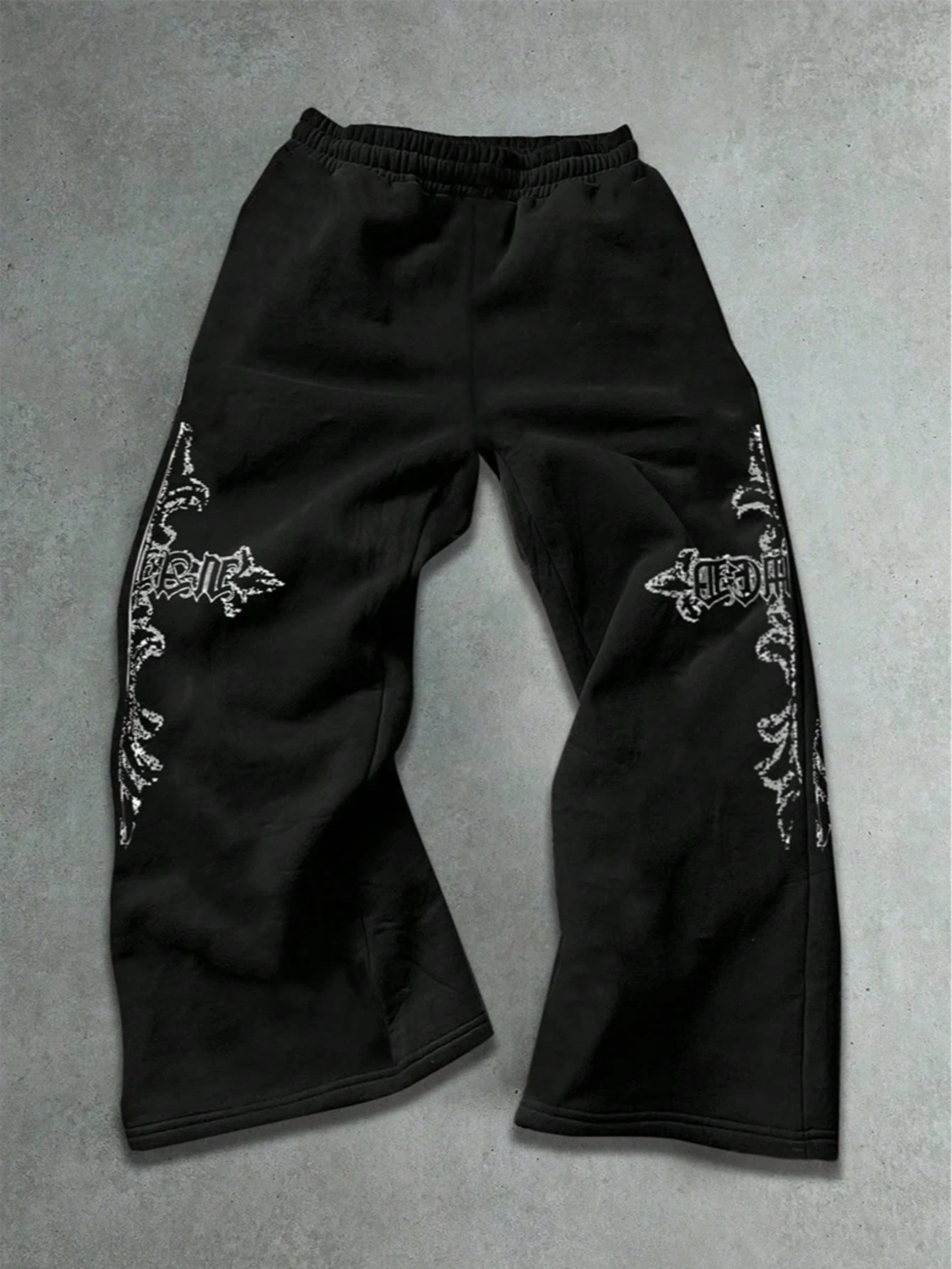 Cross-print straight-leg sweatpants with a loose fit. Unisex street style and casual style. Comfortable in all seasons. Cross-print straight-leg sweatpants with a loose fit. Unisex street style and casual style. Comfortable in all seasons.